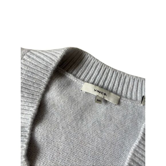 Vince V neck Cashmere Sweater size XXS Pale Blue - Picture 3 of 9